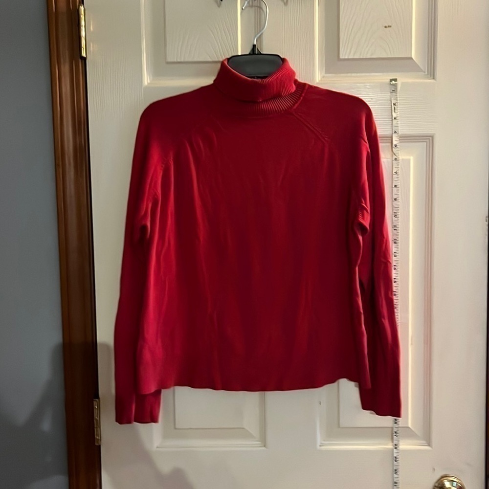 Pursuits,Ltd.-size L-red silk blend turtleneck pull over sweater, ribbed details